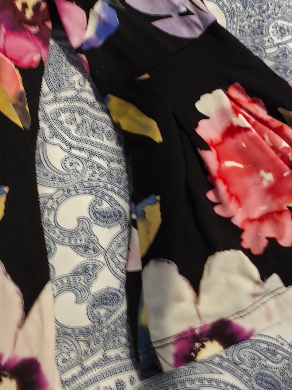4/$97 Deal! Frank Lyman Design Black Floral Bell-Sleeve Dress with Pink & Purple - Picture 14 of 16